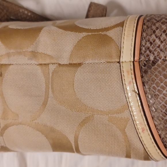 Coach C1320-F24889 Sig snake skin trim handbag - Picture 14 of 16